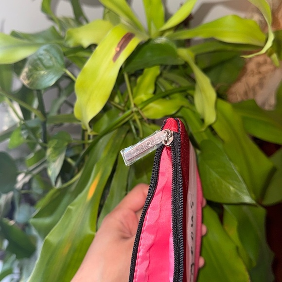 Clinique x Kate Spade New York Hello Gorgeous Bag Cosmetic Bag stripe bag New - Picture 5 of 7